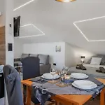 Baltic Apartment Vir